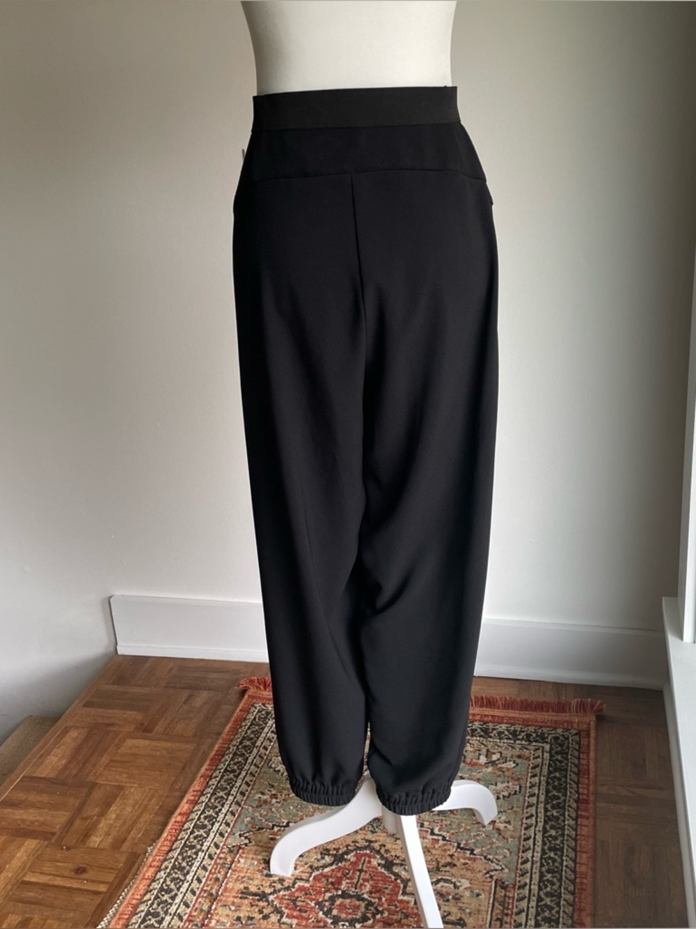 Simply Vera Vera Wang Silky Lightweight Jogger-style Dress Pants, size XL - Picture 3 of 14